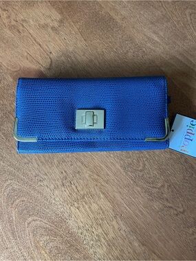 Poppie Jones Blue Women's Faux-Lizard Clutch Wallet - NEW with Tags